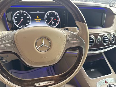 Used 2017 Mercedes-Benz S 550 4MATIC Sedan image 28