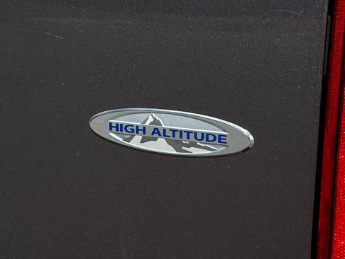 Used 2015 Jeep Patriot High Altitude image 13