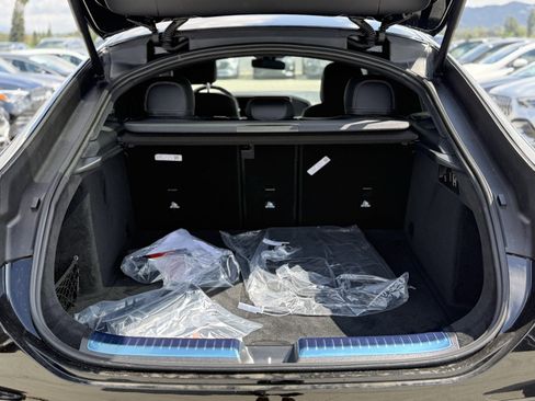 New 2026 Mercedes-Benz GLE 53 AMG 4MATIC Coupe image 13