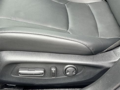 Used 2025 Honda Accord EX-L image 13