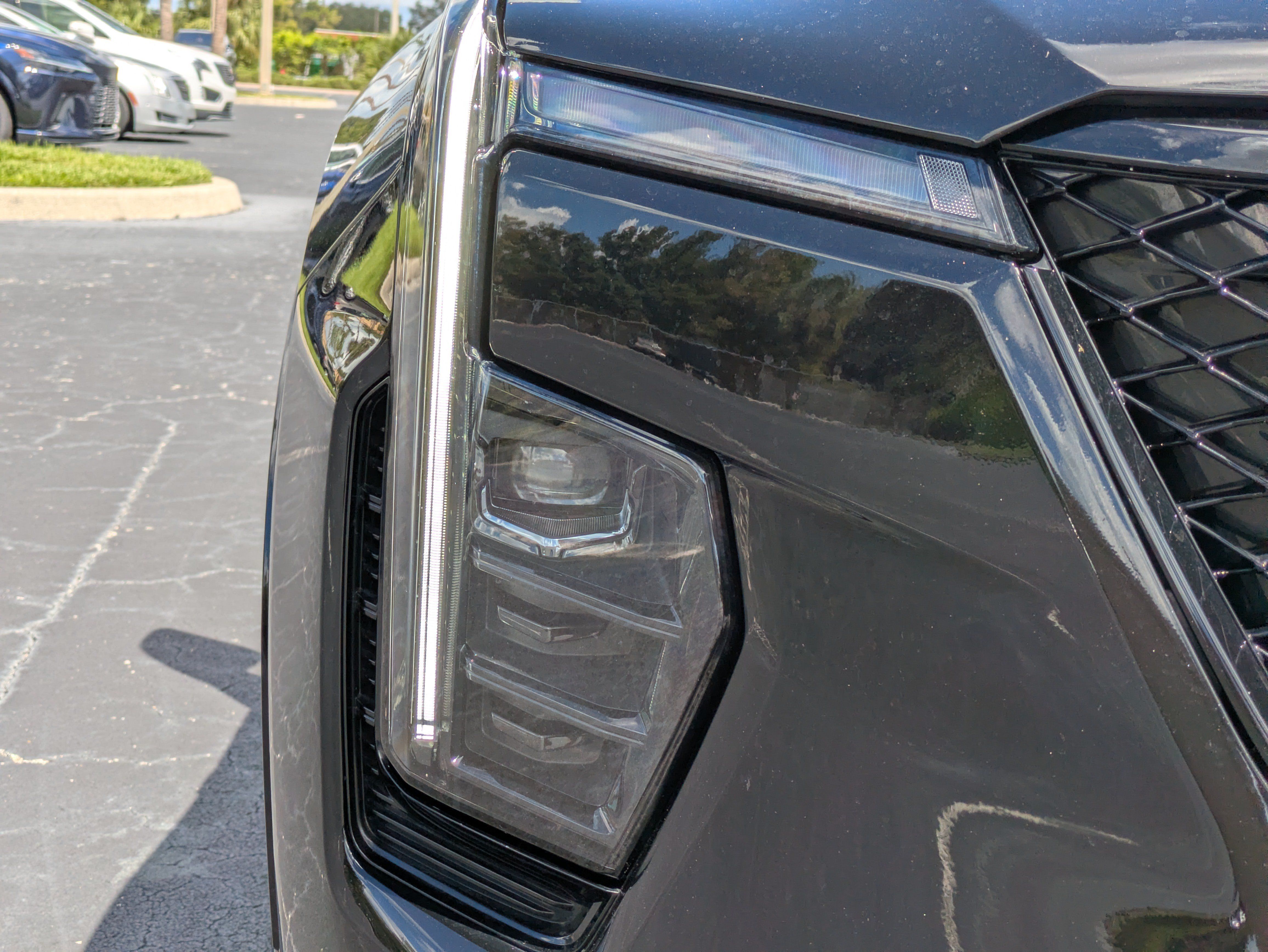 Certified 2024 Cadillac XT4 Sport FWD image 7