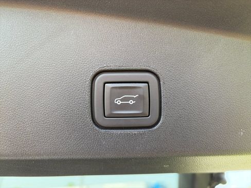 Used 2024 Cadillac Lyriq Tech w/ Driver Assist Package AWD/4WD image 16