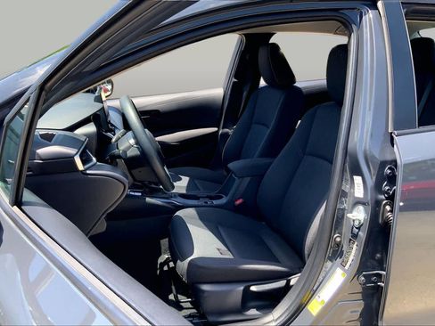 Used 2024 Toyota Corolla LE FWD image 8