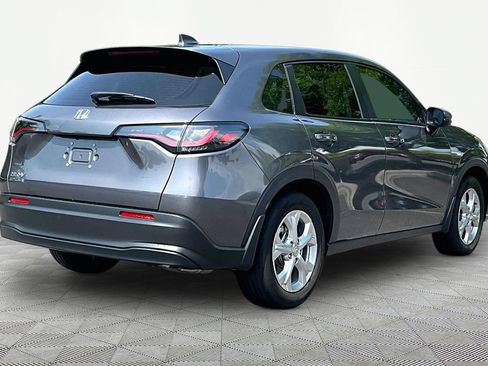 Used 2025 Honda HR-V LX image 5