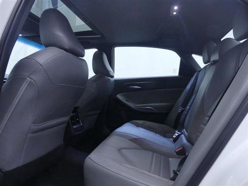 Used 2019 Toyota Avalon XSE w/ All Weather Liner Package FWD image 23