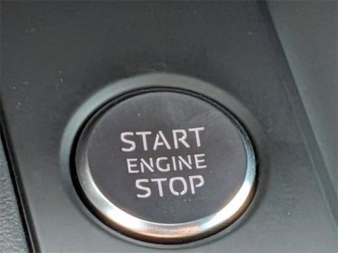 Used 2022 Audi A4 2.0T Prestige image 39