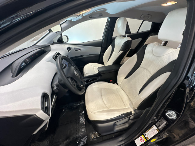 Used 2020 Toyota Prius LE AWD/4WD image 13