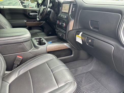 Used 2023 Chevrolet Silverado 2500 High Country w/ Z71 Off-Road Package image 16