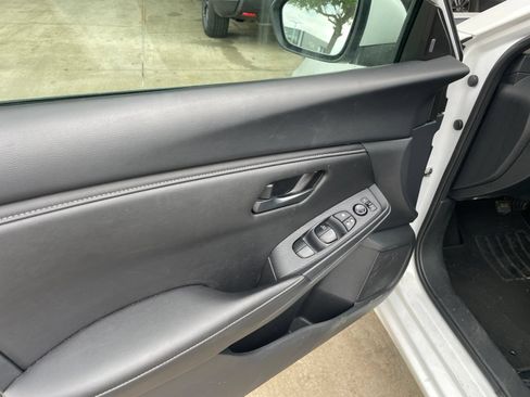 Used 2025 Nissan Sentra S FWD image 18
