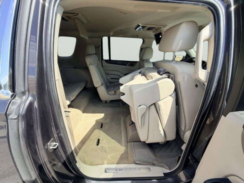 Used 2018 GMC Yukon XL Denali w/ Denali Ultimate Package AWD/4WD image 14
