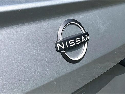 Used 2024 Nissan Altima 2.5 SV FWD image 31