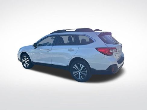 Used 2019 Subaru Outback 2.5i Limited image 15