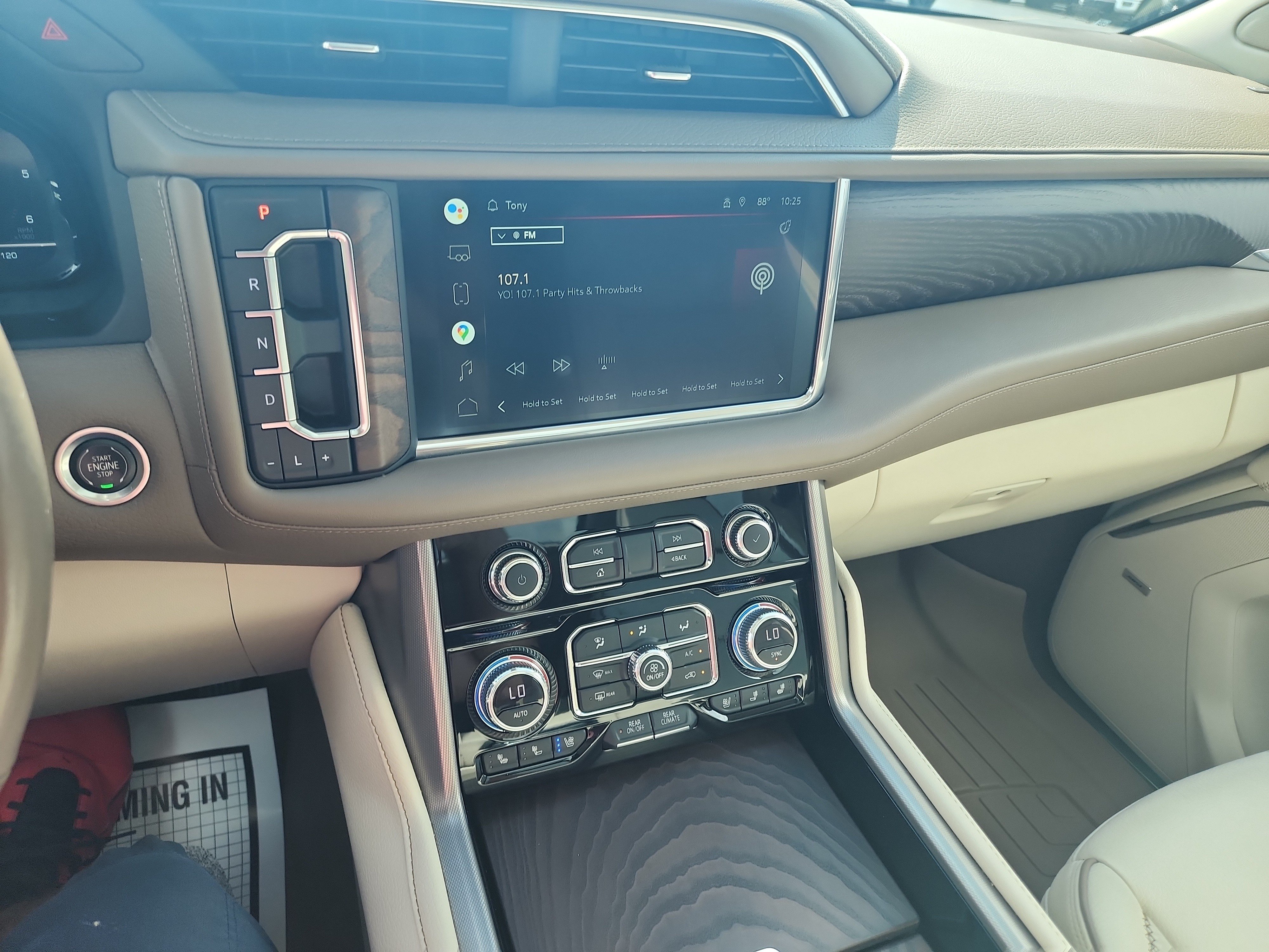 Used 2022 GMC Yukon XL Denali RWD image 40