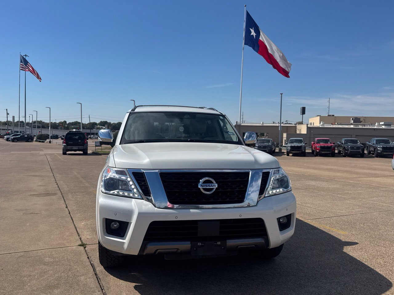 Used 2019 Nissan Armada Platinum w/ Captain's Chairs Package RWD image 5