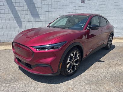 New 2025 Ford Mustang Mach-E Select w/ Comfort Package Lite