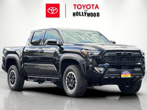New 2026 Toyota Tacoma TRD Off-Road AWD/4WD image 2