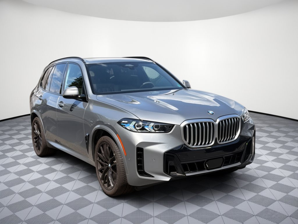 Used 2026 BMW X5 xDrive40i w/ M Sport Package AWD/4WD image 7