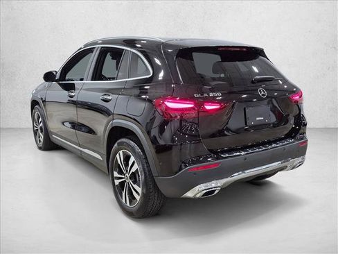 Used 2026 Mercedes-Benz GLA 250 image 8