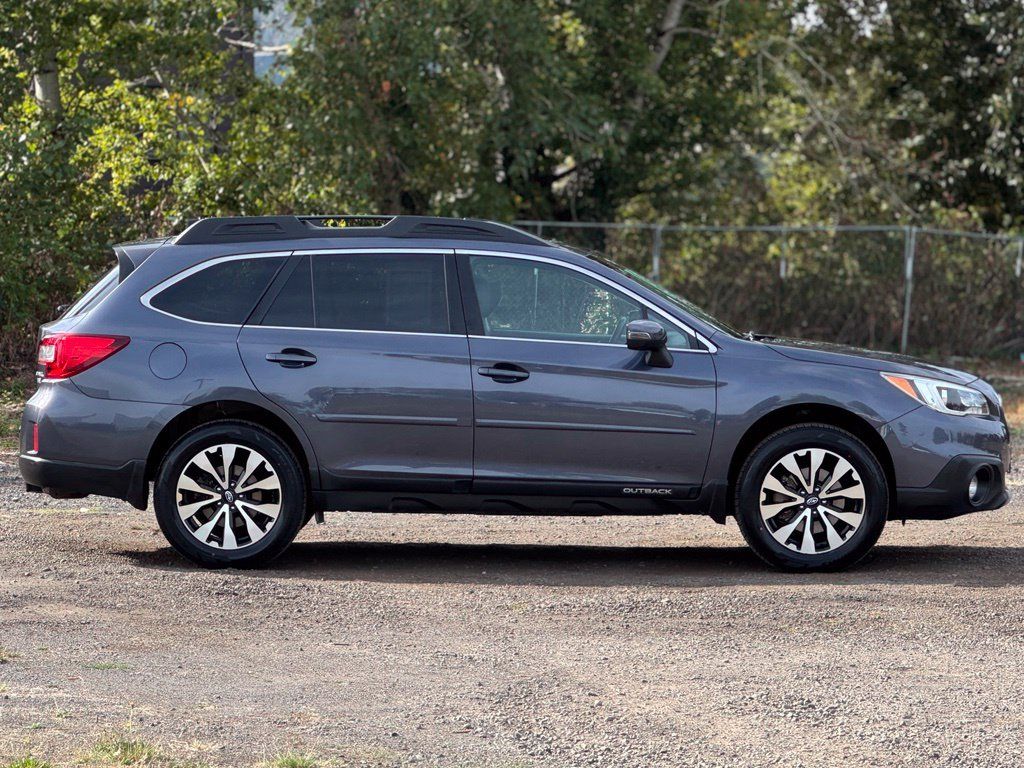Used 2017 Subaru Outback 2.5i Limited w/ Popular Package #5 AWD/4WD image 8