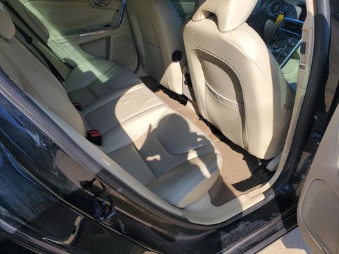 Used 2012 Volvo S60 T5 image 7