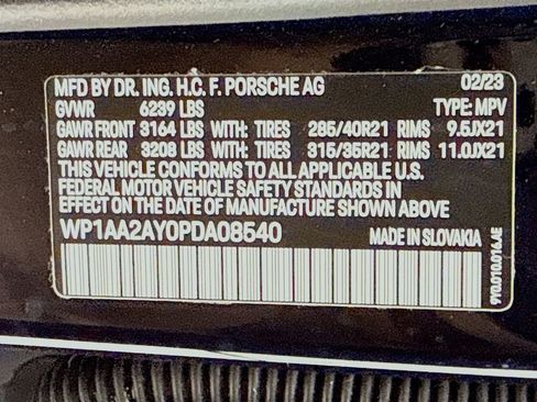 Certified 2023 Porsche Cayenne Platinum Edition AWD/4WD image 12