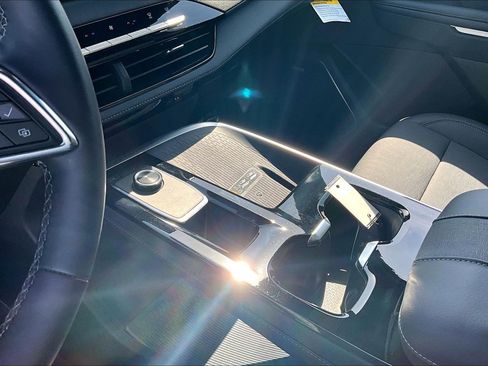 Used 2026 Buick Enclave Preferred image 15