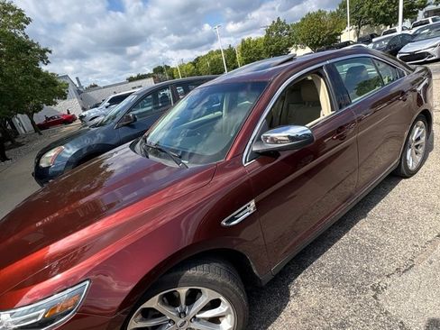 Used 2016 Ford Taurus Limited w/ Equipment Group 301A FWD image 1
