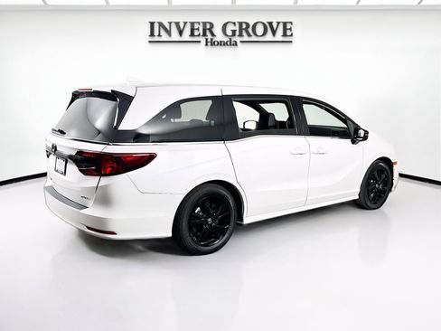 Used 2024 Honda Odyssey Sport image 5