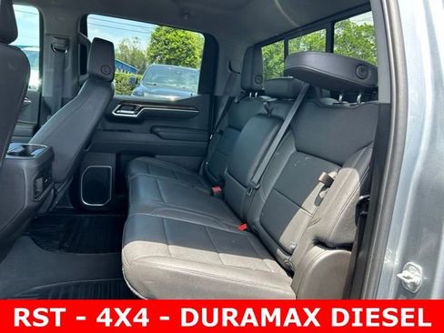 Used 2025 Chevrolet Silverado 1500 RST w/ Convenience Package II AWD/4WD image 15