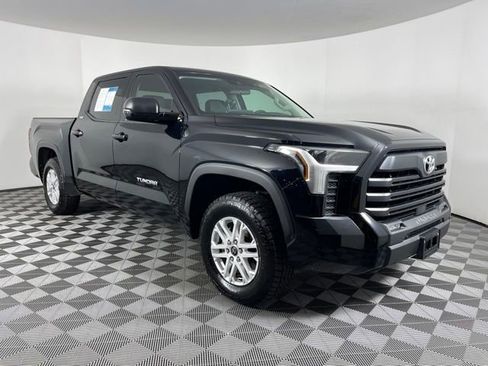 Used 2023 Toyota Tundra SR5 w/ SR5 Premium Package AWD/4WD image 3
