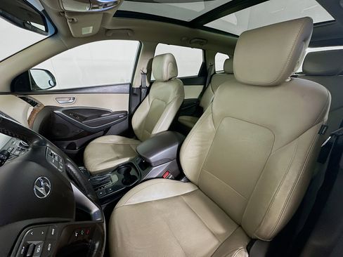 Used 2015 Hyundai Santa Fe GLS w/ Option Group 03 FWD image 13