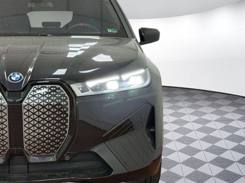 Used 2025 BMW iX M60 image 8