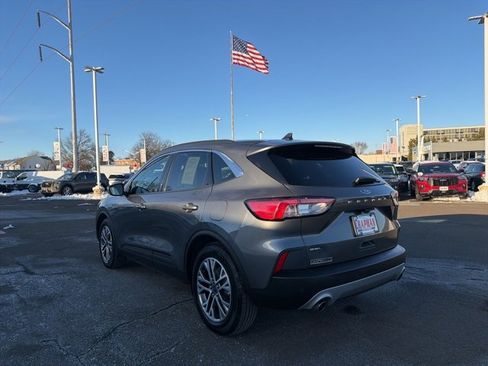 Certified 2022 Ford Escape SEL image 7