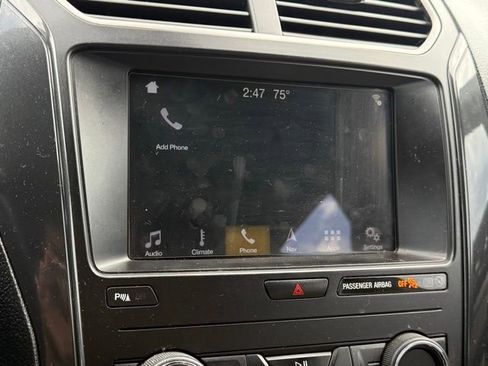Used 2019 Ford Explorer XLT w/ Equipment Group 202A FWD image 25