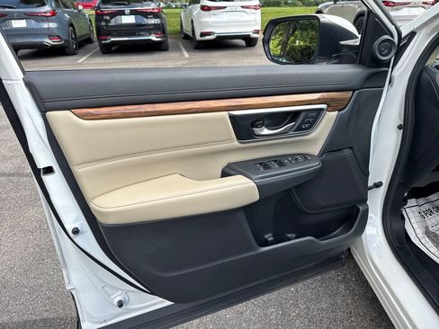 Used 2020 Honda CR-V Touring image 10