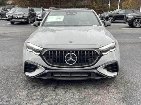 New 2026 Mercedes-Benz E 53 AMG e 4MATIC Sedan image 3