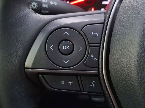 Used 2022 Toyota Camry XSE image 17