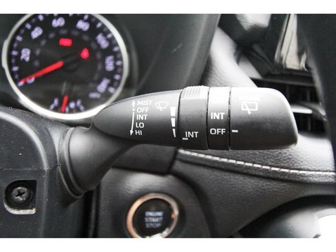 Used 2021 Toyota RAV4 XLE FWD image 18
