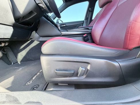 Used 2022 Lexus IS 300 image 21