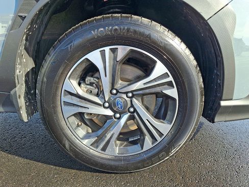 Certified 2024 Subaru Crosstrek 2.0i Premium image 8