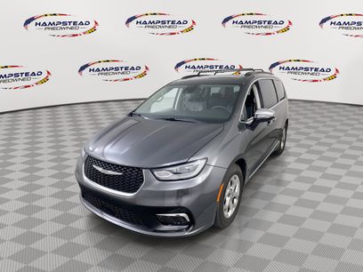Used 2023 Chrysler Pacifica Limited