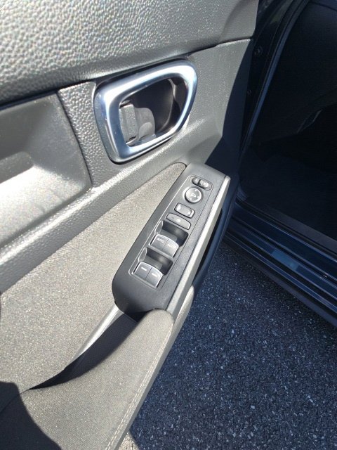 Used 2025 Honda Civic Sport image 18