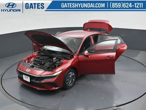 Certified 2024 Hyundai Elantra SEL FWD image 54