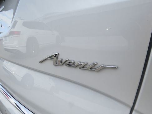 Used 2024 Buick Enclave Avenir w/ Trailering Package, 5000 lbs. image 11