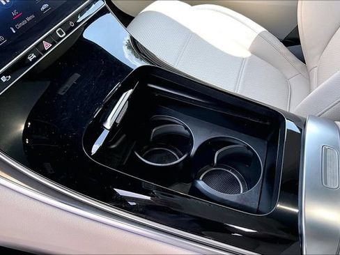 Certified 2023 Mercedes-Benz GLC 300 4MATIC image 21