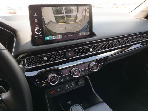 Used 2024 Honda Civic Touring image 12