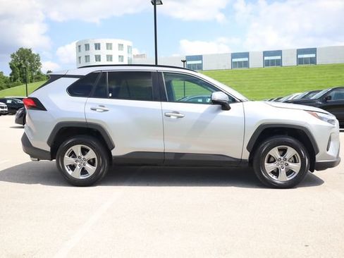 Used 2024 Toyota RAV4 XLE AWD/4WD image 4