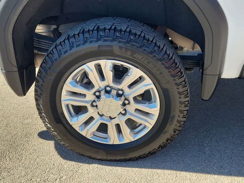 Used 2020 GMC Sierra 2500 Denali w/ Denali Ultimate Package image 12