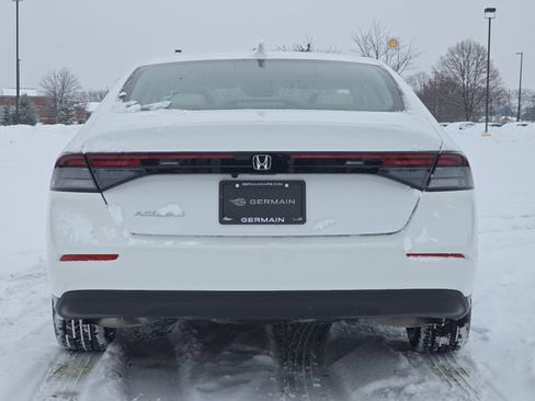 Certified 2023 Honda Accord EX image 17