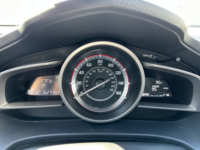 Used 2014 MAZDA MAZDA3 i Sport FWD image 17